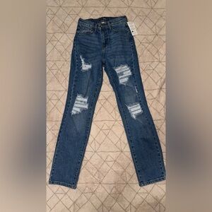 Fashion Nova size 0 short ripped mom jeans